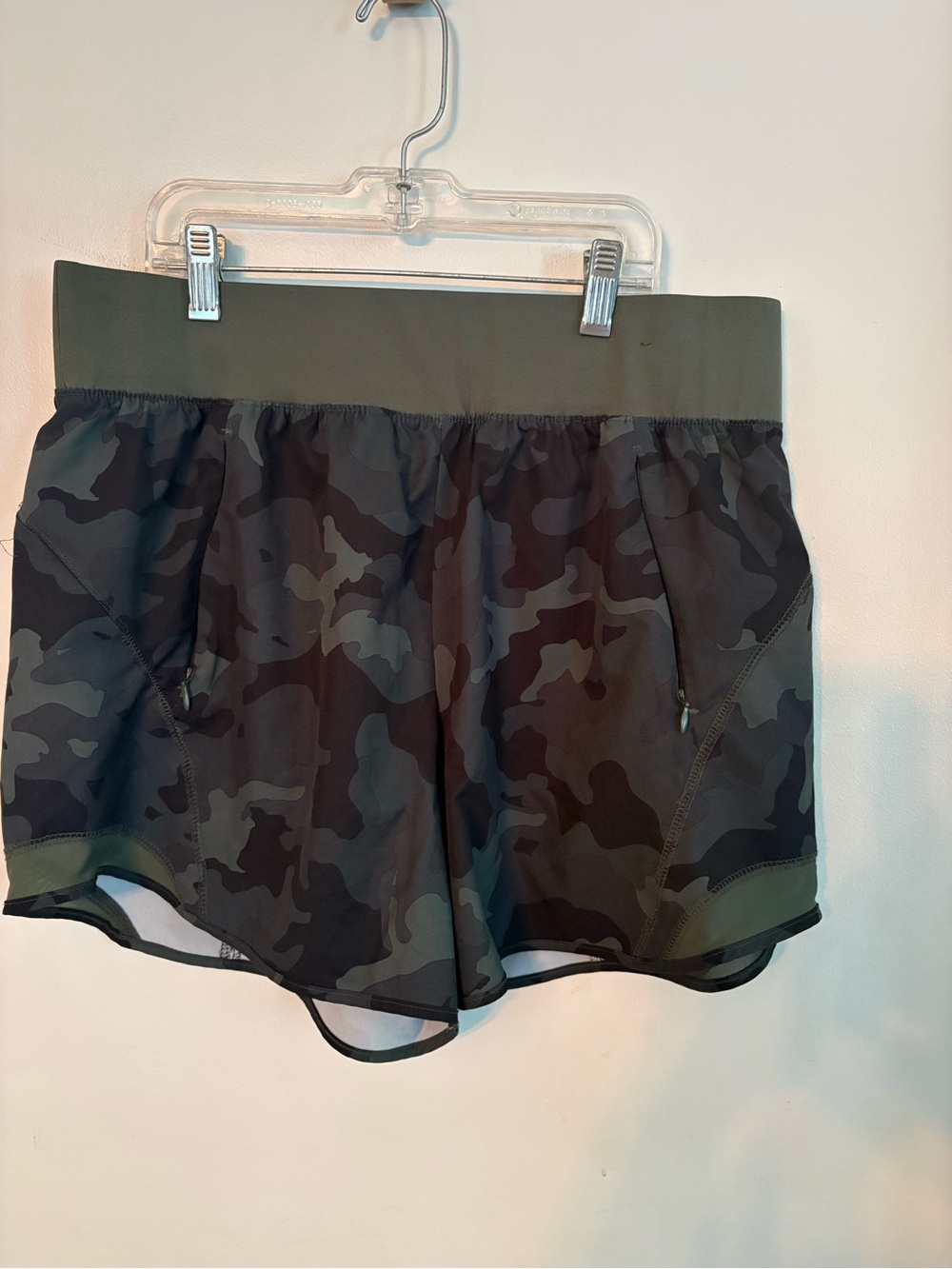 Camo athletic shorts